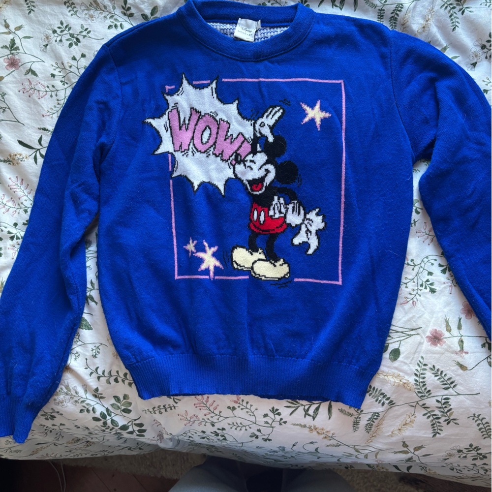 Mickey comic sweater